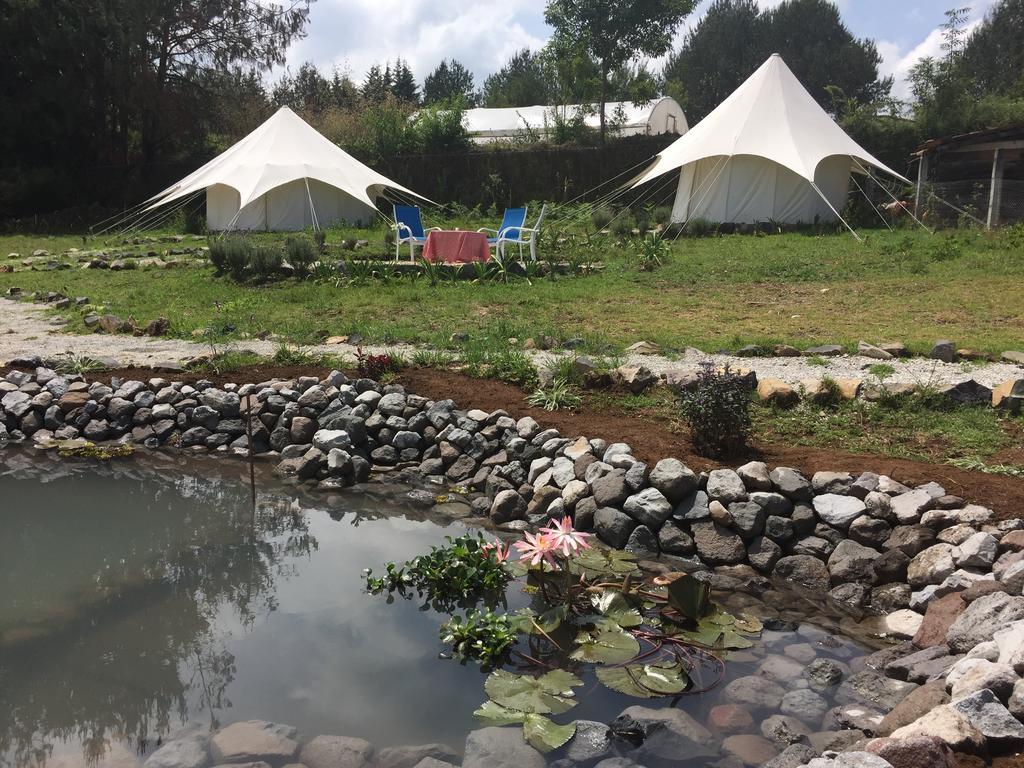 Acatitlan Glamping Hotel Valle de Bravo Esterno foto