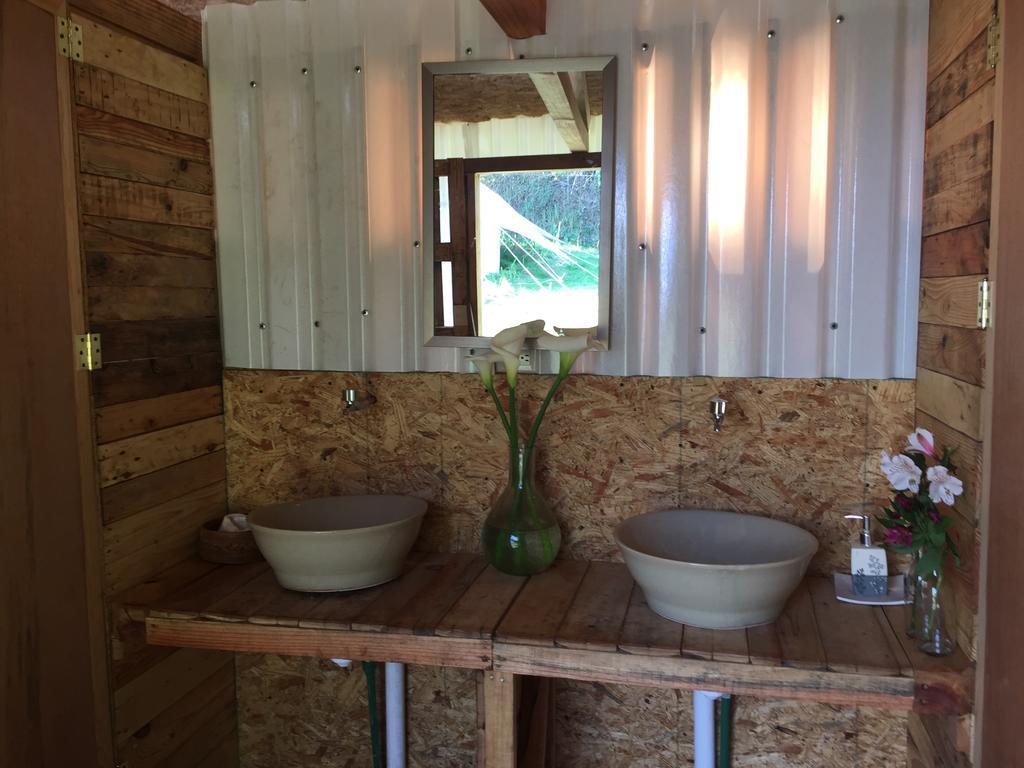 Acatitlan Glamping Hotel Valle de Bravo Esterno foto