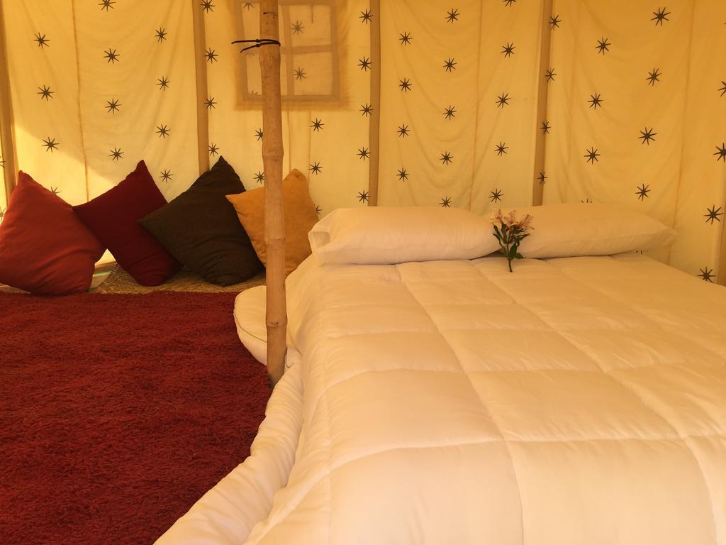 Acatitlan Glamping Hotel Valle de Bravo Esterno foto